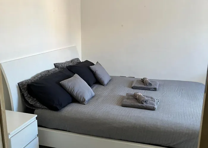 Cipro Roomy House - Vatican Apartament